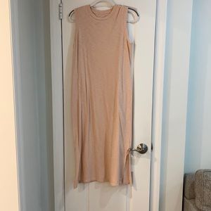 Sleeveless tie-dye dress